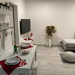 شقة Nad Prehradou